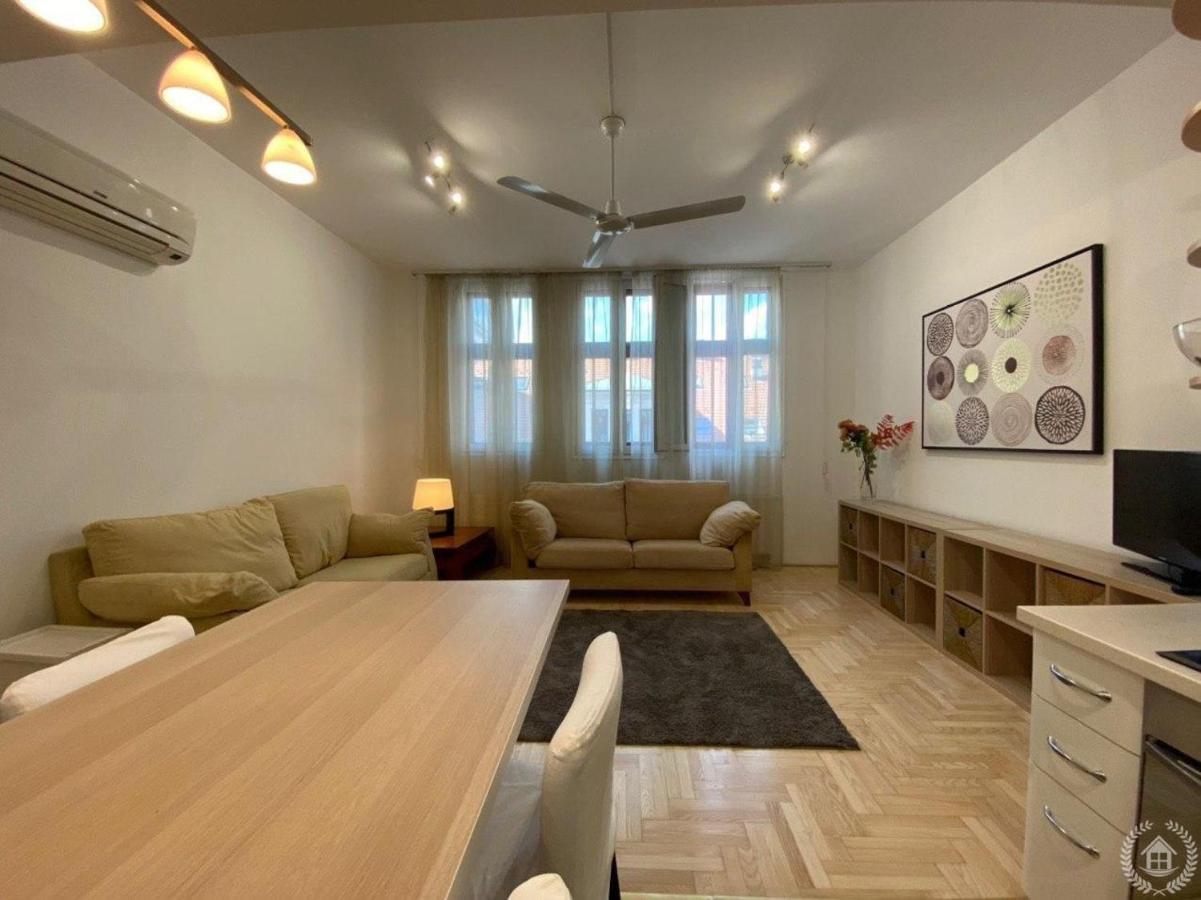 Downtown Gozsdu Vibe Apartment II Budapesta Exterior foto